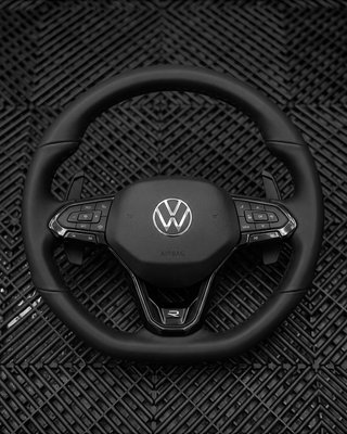 Volante Golf 8R 2026 - Personalizable