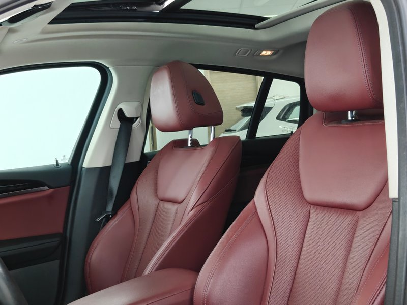 BMW X4 2022, foto 17