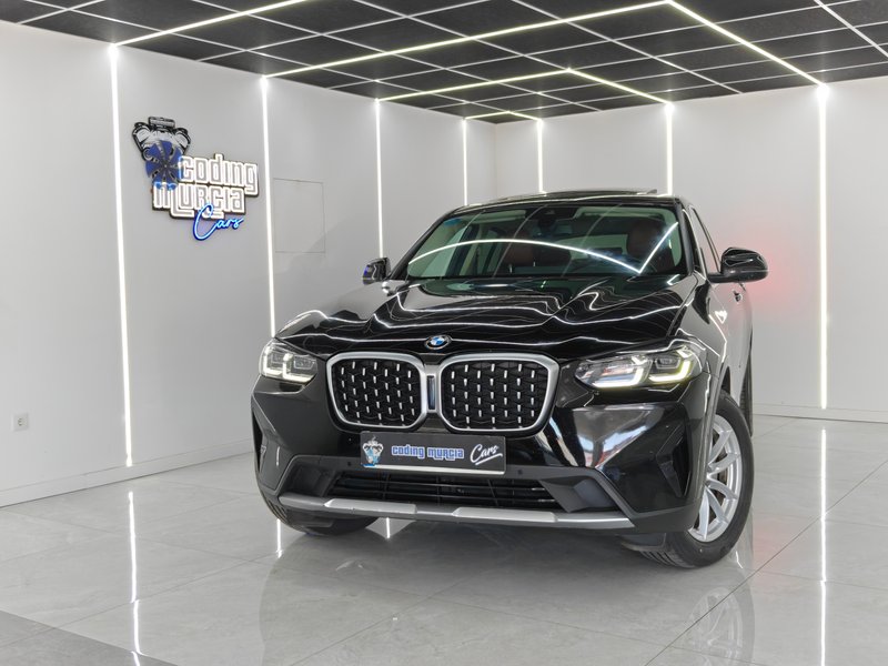 BMW X4 2022, foto 31