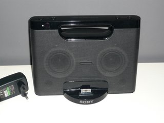 Altavoz Sony RDP-M7iP + Adaptador Bluetooth