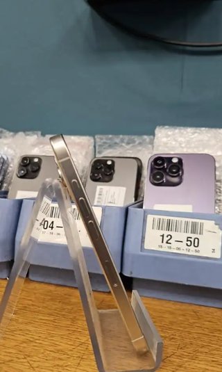 APPLE IPHONE 15 PRO, 128 GB, clase AB