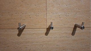 Accesorios de baño metálicos