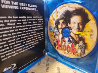 Blu-ray Hook