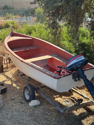 Barco de fibra