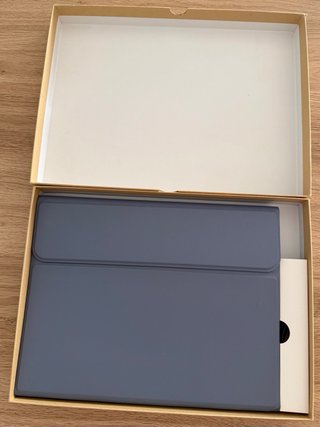 Funda con teclado Bluetooth para iPad Pro 11”