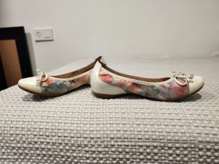 Bailarinas de piel elásticas talla 37 marca Wonder