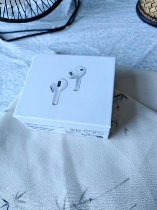 AirPods Pro 3 nuovi sigillati, ideali per regalo