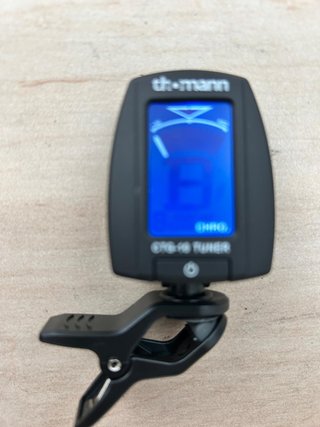 Guitarra Clásica Thomann 4/4 + Funda + Afinador