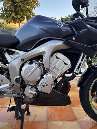 Yamaha Fazer FZ6 S1 Negra