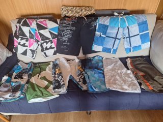 Lote de 10 Bañadores de Surf varias marcas70€lote