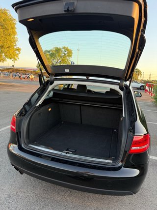 Audi A4 Avant S line