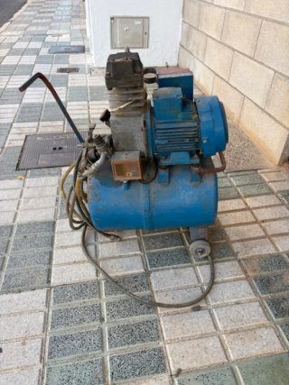 Compresor de aire azul