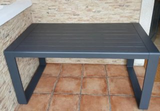 Mesa de jardín de aluminio