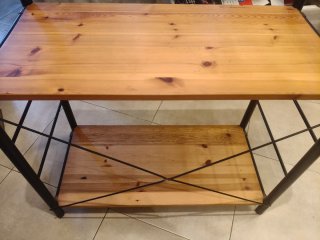 Mueble auxiliar de madera y metal