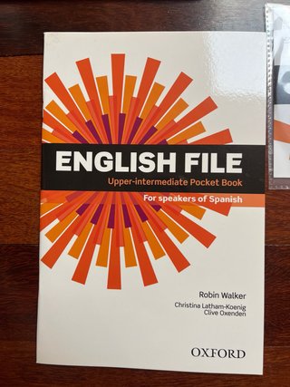English File Upper-intermediate. Student's book