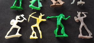 Lote 8 Figuras Emirober-Lafredo