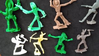 Lote 8 Figuras Emirober-Lafredo