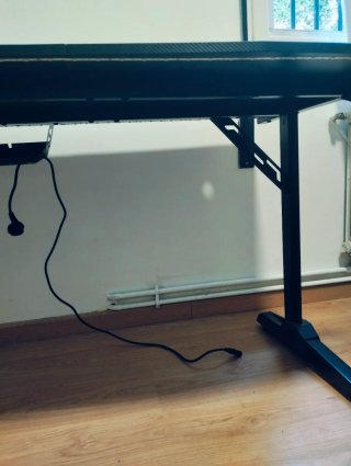 Escritorio Fibra Carbono 1.80x0.70m