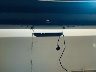 Escritorio Fibra Carbono 1.80x0.70m