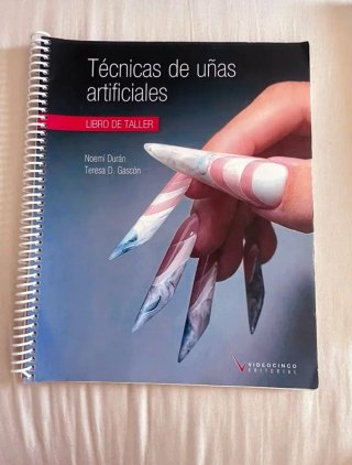 Libro Taller Técnicas de Uñas Artificiales