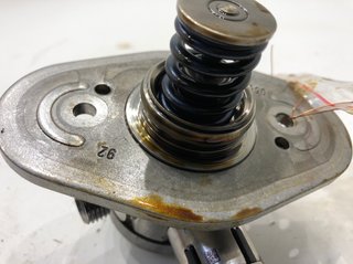 Bomba de alta presión BMW X1 (U11) 2022-2025 s-drive 2.0i 115kW [156 CV] gasolina 7934496