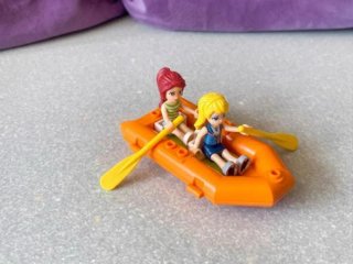 Construcción Autocaravana Girls Club tipo Lego