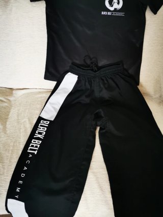 Conjunto Ropa Black Belt Academy Talla 10-11