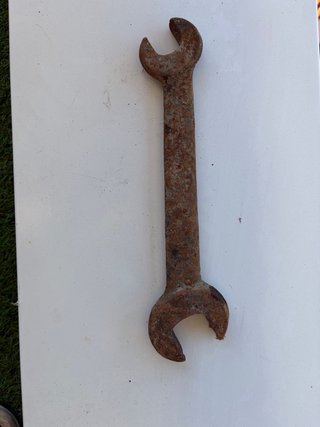Llave fija doble hierro forjado antigua.