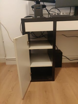 Escritorio IKEA bicolor