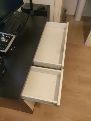 Escritorio IKEA bicolor