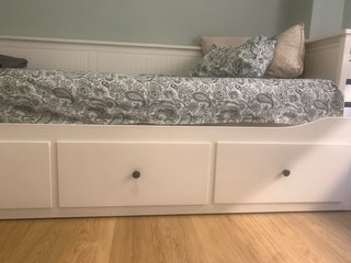 Cama Hemnes de Ikea con cajones. En pinto (Madrid)