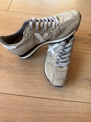Bambas Munich gris y blancas