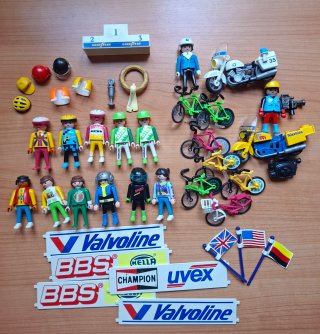 Lote Playmobil Ciclistas y Accesorios