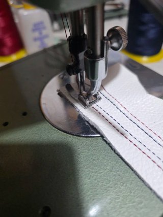 Máquina de coser Refrey Transforma