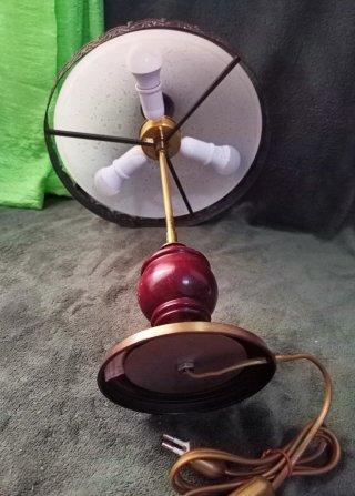 Lámpara de Sobremesa "Neoclásica" o "Art-Nouveau"