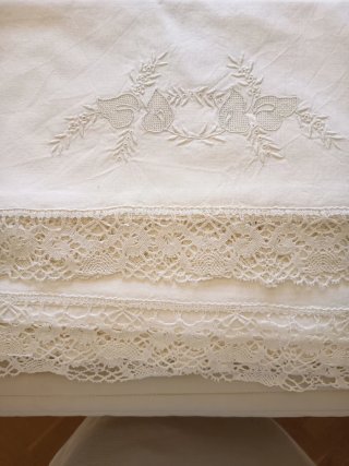 Juego de Cama de Algodón Bordado