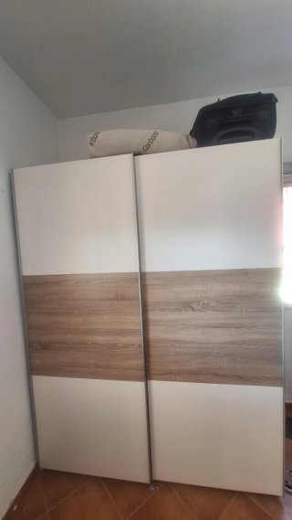 Armario puertas correderas Leroy Merlin