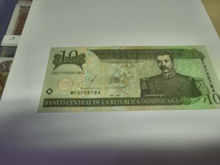 10 Pesos Oro República Dominicana 2003