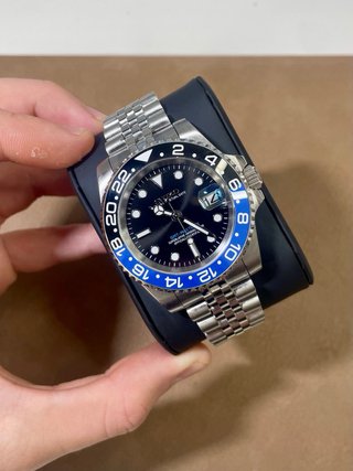 Reloj Seiko Mod GMT Batgirl