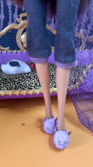 Monster High Clawdeen Dead Tired y Litera.1°G