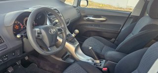Toyota Auris 2010