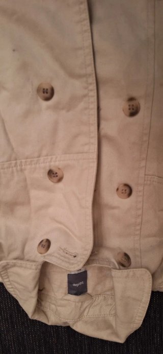 2 Vestidos 2-3 años y chaqueta tipo gabardina Gap