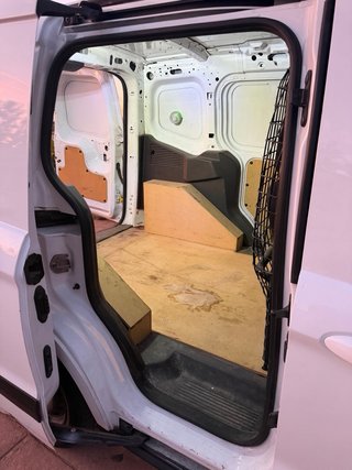 Ford Transit Courier 2018
