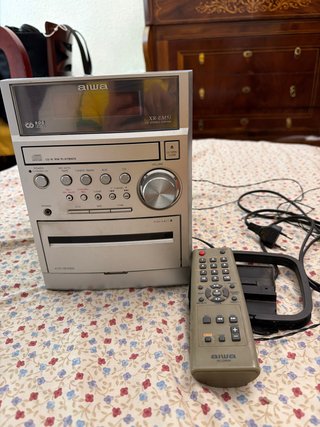 Cadena de música Aiwa XR-EM51