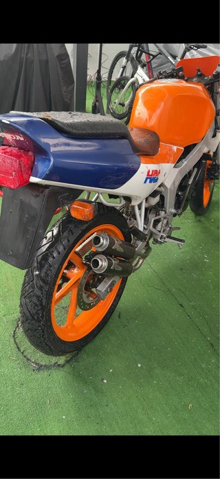2 Motos Honda NSR Repsol y Honda NSR Racing Sport