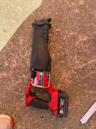 Sierra de Sable Milwaukee M18 FUEL