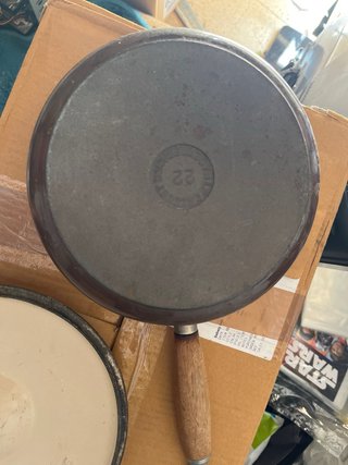 Cazuela de hierro le creuset 22  Mango Madera