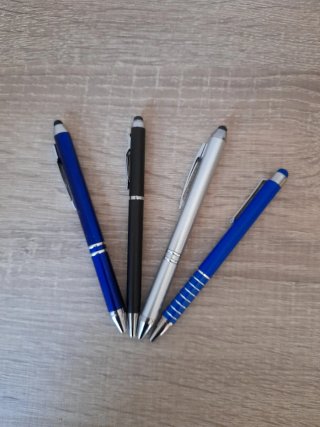 Lote 4 bolígrafos táctiles x  1,90€