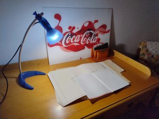 Flexo de mesa azul y blanco
