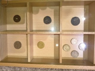 Colección de Monedas y Billetes